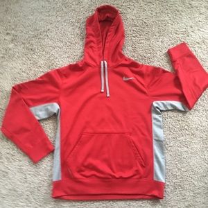 Men’s Nike Therma-fit Hoodie Size Medium